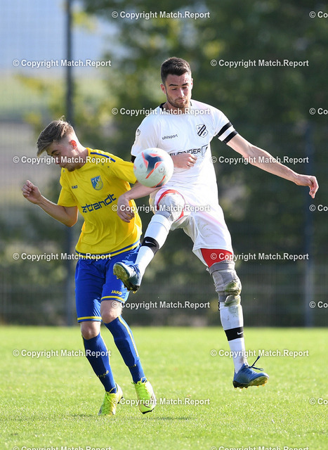 Landesliga  | Fussball  2020/2021    20.09.2020SG Empfingen - TSV Ehningen Dennis Rebmann (SG,re) gegen Kevin Fleig (TSV,li)FOTO: ULMER PressebildagenturxxNOxMODELxRELEASExx