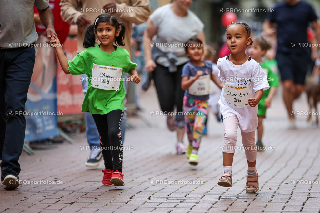 GVG Fruehlingslauf in Frechen, 22.05.2022 | Impressionen vom GVG Fruehlingslauf am 22.05.2022 in Frechen (Nordrhein-Westfalen). Foto: BEAUTIFUL SPORTS/Axel Kohring