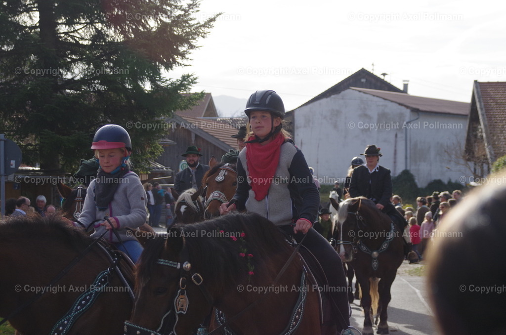 IMGP0941 | fotografiert von Axel PollmannLeonhardi Wallfahrt Benediktbeuern und Murnau, Fronleichnam, Fasching, Landschaft im Loisachtal und Benediktbeuern  - Realisiert mit Pictrs.com