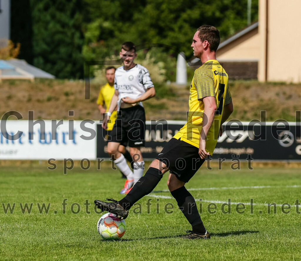 2023-07-09_028_FC_Moosinning_II_gegen_FC_Herzogstadt | Moosinning, Deutschland, 09.07.2023:
Fußball, Kreisliga 2023 / 2024, Testspiel, FC Moosinning II gegen FC Herzogstadt, Endergebnis: 2:1

Foto: Christian Riedel / fotografie-riedel.net