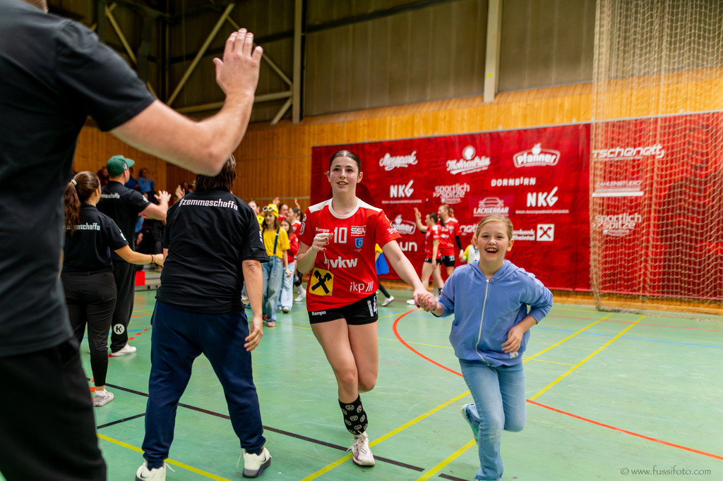 DSC_5546 | "Fussifoto.com – Ihr Ansprechpartner für hochwertige Fotografie! Entdecken Sie kreative Bilder und professionelle Dienstleistungen. Kontaktieren Sie uns für Ihre Projekte!"