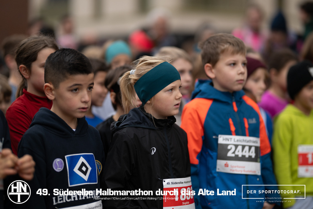 Süderelbe Halbmarathon 2025 I 09.11.2025 I Fotograf_DerSportfotograf.I 00103 | Der Sportfotograf. - Realisiert mit Pictrs.com