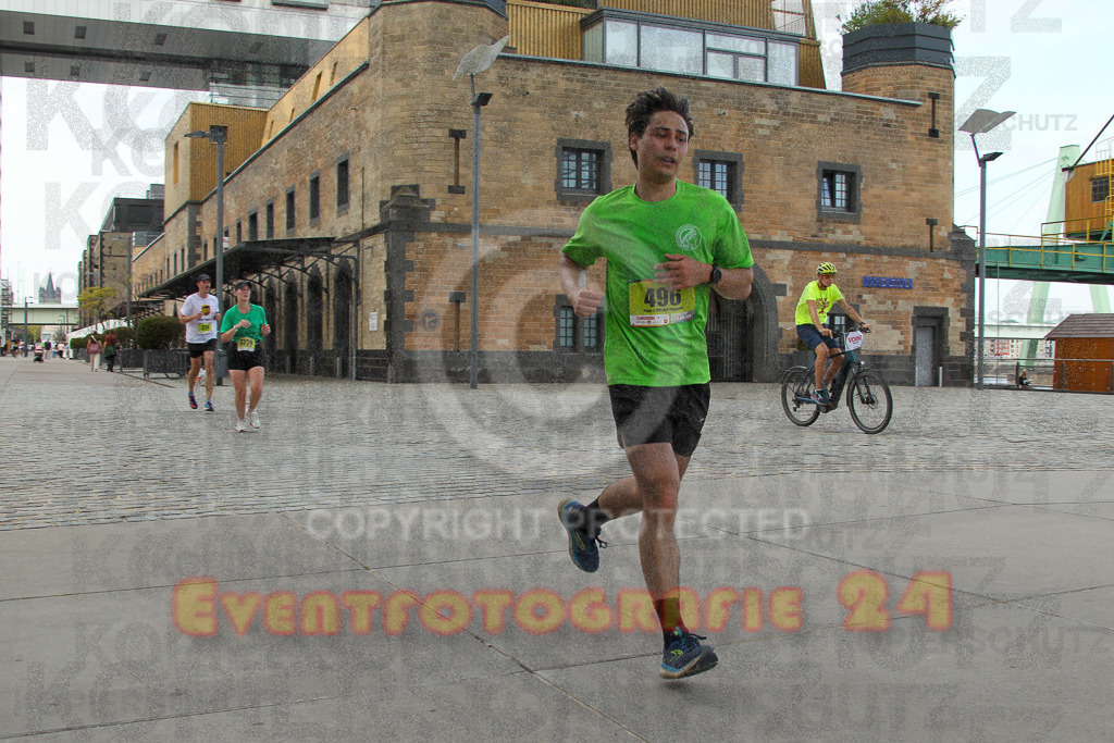 250920_1517_EV4_8366 | Sportfotografie im Rhein-Sieg Kreis, Köln, Bonn, NRW, Rheinland Pfalz, Hessen, etc. Unser Tätigkeitsfeld umfasst den Laufsport vom Volkslauf über den Marathon, Duathlon, Triathon bis zum Ultralauf wie Kölnpfad Ultra oder Schindertrail.