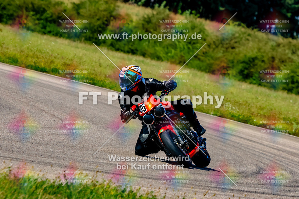 035-3690 | Hier findet Ihr Bilder von Touristenfahrten auf der Nürburgring Nordschleife oder von anderen Veranstaltungen die ich besucht habe. Viel Spass beim Durch Schauen 