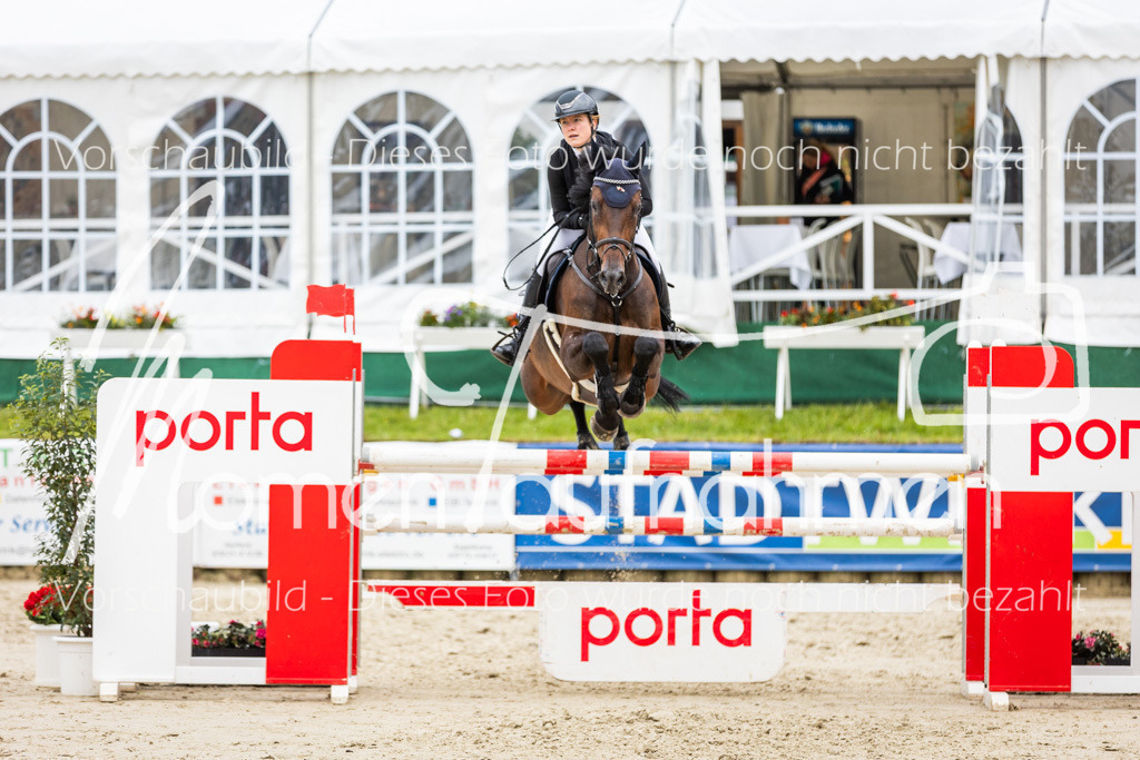 BHO-2PhSpr-M-368 | MomenTaufnahmen Pferdesportfotos