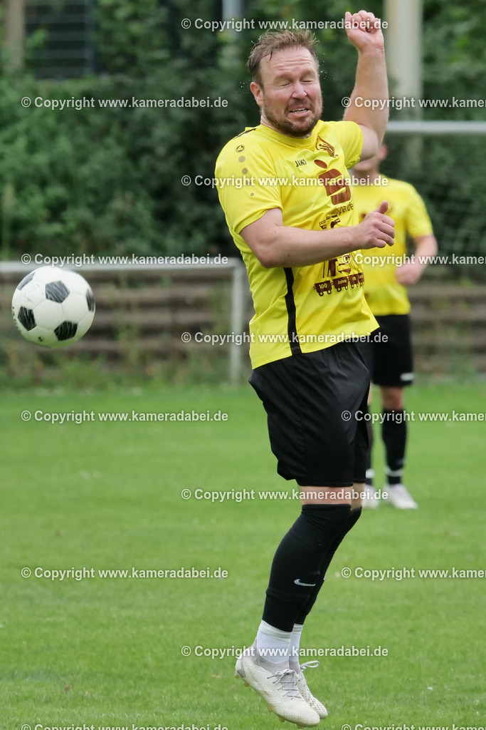 Fußball Kreisliga C : VFB Lohberg 2 - Duisburger FV 08 3 am 17.08.20205 in Dinslaken Lohberg | Fußball Kreisliga C : VFB Lohberg 2 (gelbe Trikots) - Duisburger FV 08 3 am 17.08.20205 in Dinslaken Lohberg - Realisiert mit Pictrs.com