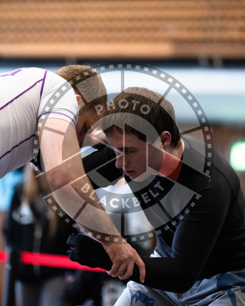 20251129PBB5830 | Fighters compete during the luta livre competition ILLCS XI winter edition on November 29, 2025 in Hannover, Germany.