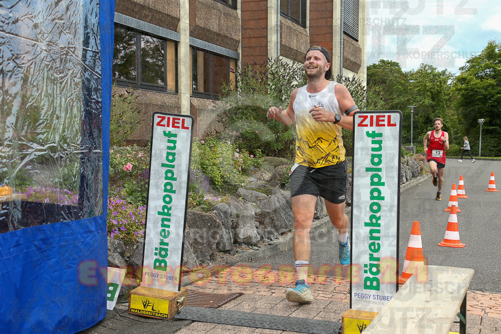 250801_1853_EX1_6718 | Sportfotografie im Rhein-Sieg Kreis, Köln, Bonn, NRW, Rheinland Pfalz, Hessen, etc. Unser Tätigkeitsfeld umfasst den Laufsport vom Volkslauf über den Marathon, Duathlon, Triathon bis zum Ultralauf wie Kölnpfad Ultra oder Schindertrail.