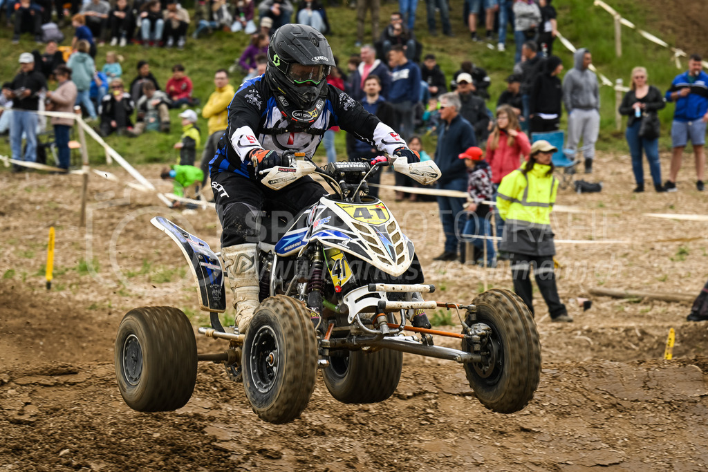Motocross Schlatt bei Winterthur - 30. April 2023 | #41 Betschart Blacky aus Embrach (CH) auf W Tec in der Kategorie Quad am Motocross Schlatt bei Winterthur, 30. April 2023. 
Instagram: @mx_schlatt | @mc_wila | @sam_schweiz
Bild: Sportfotografie Markus Aeschimann | www.markus-aeschimann.ch - Realisiert mit Pictrs.com