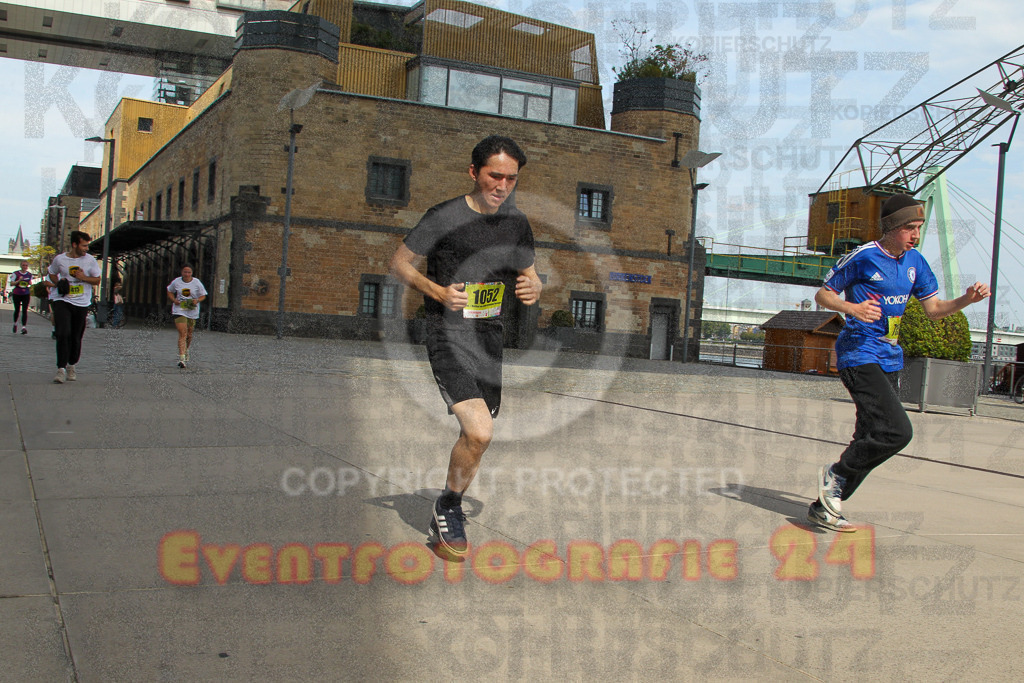 250920_1333_EV4_6045 | Sportfotografie im Rhein-Sieg Kreis, Köln, Bonn, NRW, Rheinland Pfalz, Hessen, etc. Unser Tätigkeitsfeld umfasst den Laufsport vom Volkslauf über den Marathon, Duathlon, Triathon bis zum Ultralauf wie Kölnpfad Ultra oder Schindertrail.