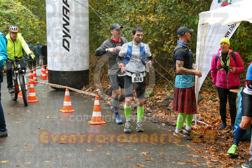 241027_1010_EX1_3722 | Sportfotografie im Rhein-Sieg Kreis, Köln, Bonn, NRW, Rheinland Pfalz, Hessen, etc. Unser Tätigkeitsfeld umfasst den Laufsport vom Volkslauf über den Marathon, Duathlon, Triathon bis zum Ultralauf wie Kölnpfad Ultra oder Schindertrail.