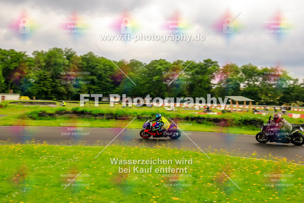 VBK-7193 | Hier findet Ihr Bilder von Touristenfahrten auf der Nürburgring Nordschleife oder von anderen Veranstaltungen die ich besucht habe. Viel Spass beim Durch Schauen 