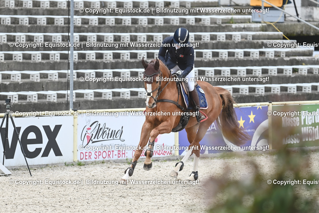 20230514_CCI4_Springen_0052 | equistock