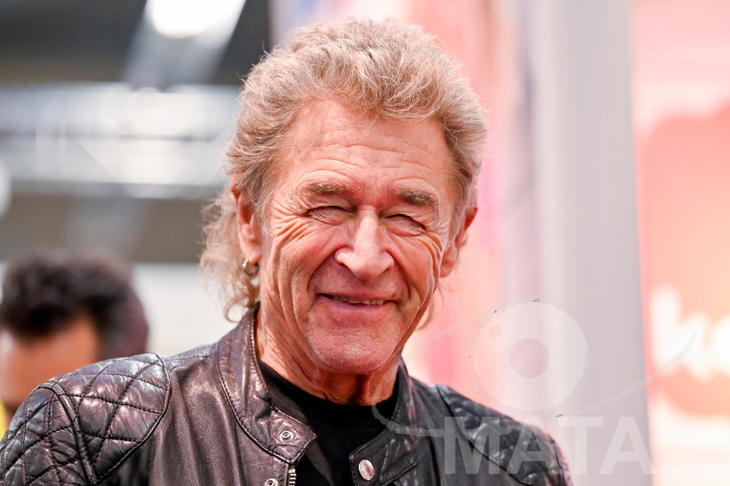 _DWI1828 | Peter Maffay bei Presse Konferenz auf der Stand Play Mobil bei der Spielwarenmesse in Messe Nürnberg. Nürnberg, 31.01.2023 - Realisiert mit Pictrs.com