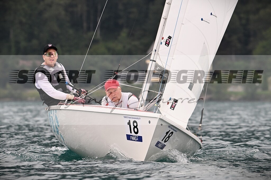aaaDSC_9475 sind das die Weltmeister Bähr Fragezeichen | Kaufen Sie Sportbilder im Onlineshop von Andy Scherrer Sportfotografie. Faszinierende Bilder von Sportevents aus der ganzen Schweiz. Fussball, Frauenfussball, Unihockey, Handball, Schwingen und weiteren Sportarten. - Realisiert mit Pictrs.com