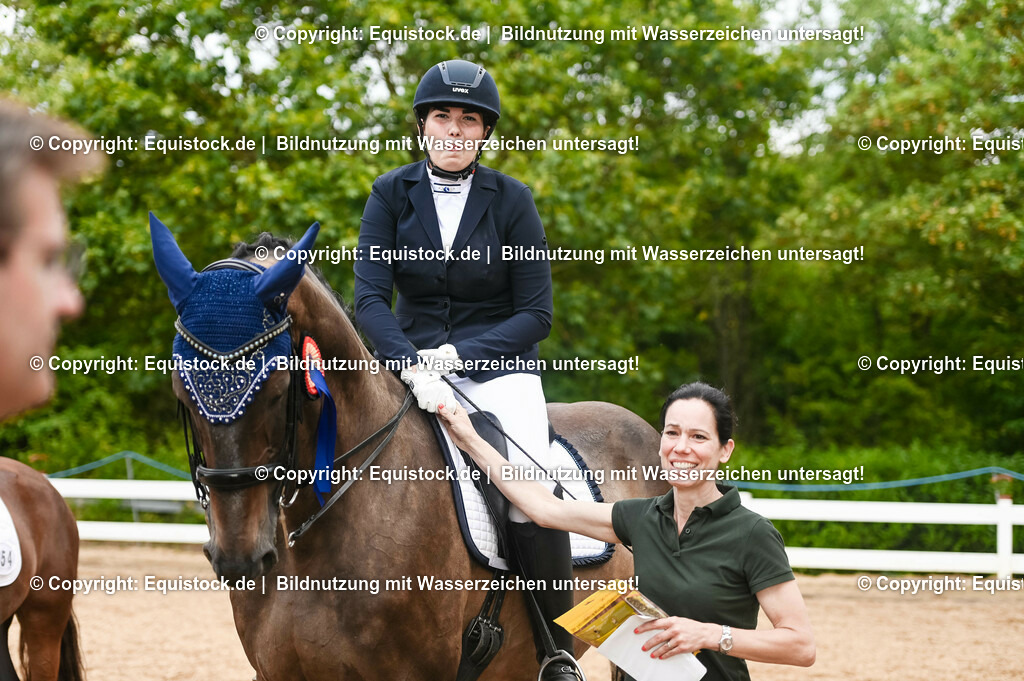 20230716_01_Dressurprüfung Kl.M_0666 | equistock