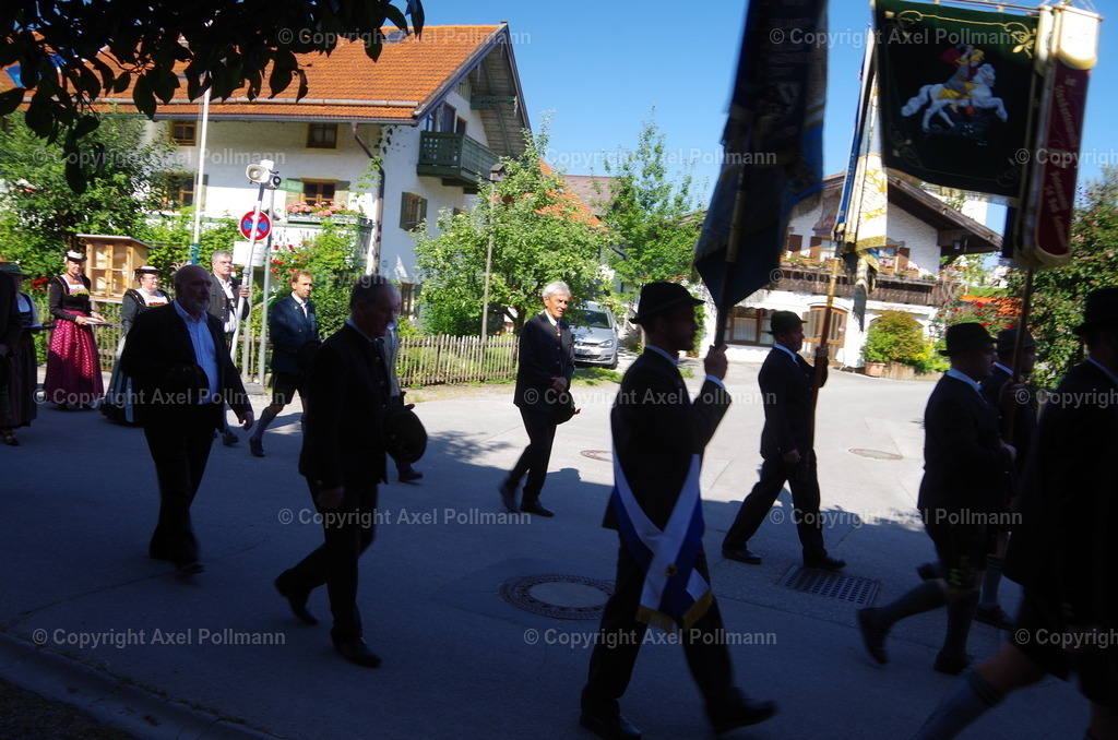 IMGP5220 | fotografiert von Axel PollmannLeonhardi Wallfahrt Benediktbeuern und Murnau, Fronleichnam, Fasching, Landschaft im Loisachtal und Benediktbeuern  - Realisiert mit Pictrs.com