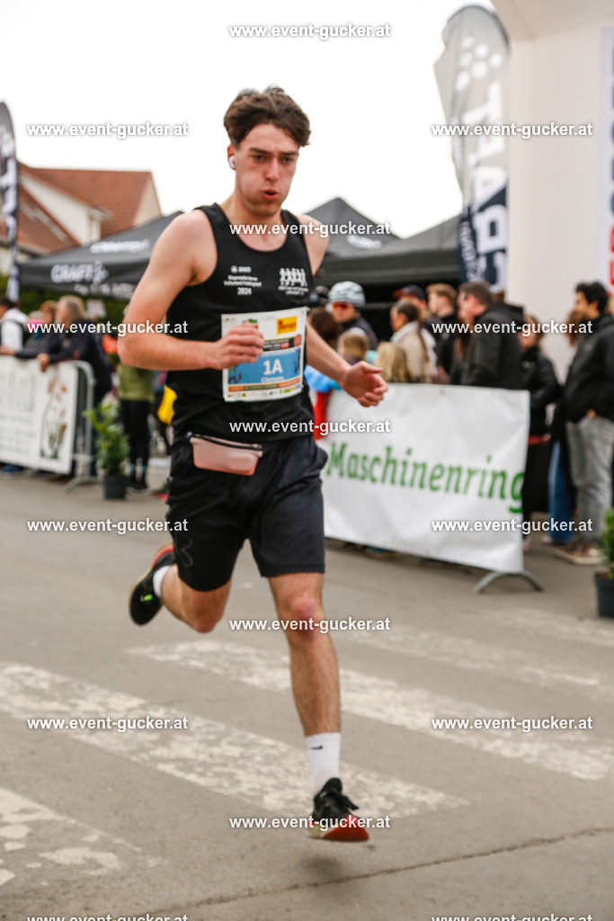 _IPS7019 | Sportfoto event-gucker Herbert Scherer