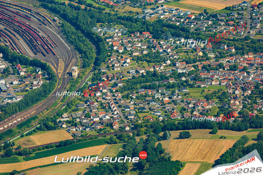 Schöne Luftaufnahme als Geschenk in Weiterode Bebra - Die Luftbildaufnahme wurde 2025 vom UL-Flugzeug heraus erstellt ( keine Drohne ) - Hochauflösende Luftaufnahme -Nicht vergleichbar mit Google Maps oder Satelittenbilder- Die Geschenkidee !Mit Lizenz und Bildrechte bestellbar