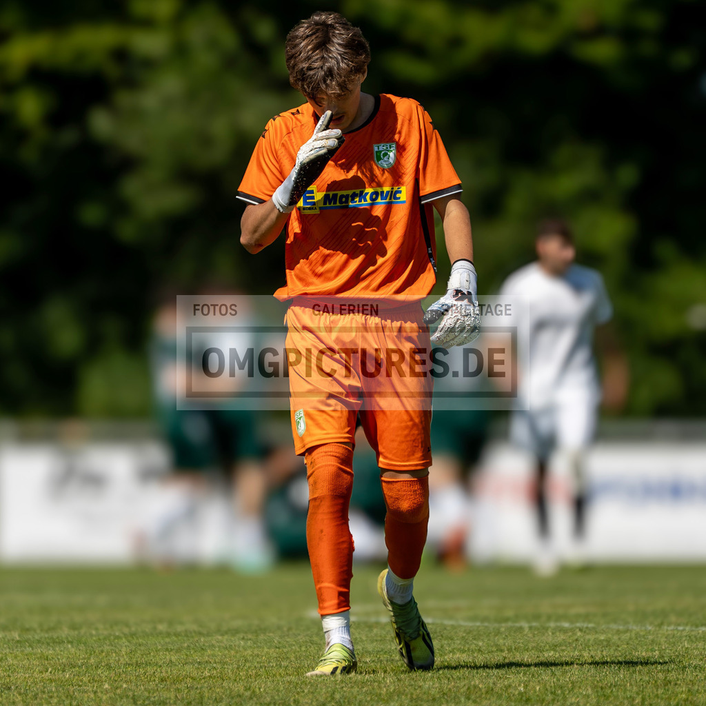 _OMG7722 | www.omgpictures.de, Sportfotograf, Verein, Fotograf, Baden Württemberg, Stuttgart, Heilbronn, omgpictures, Spieltag,  - Realisiert mit Pictrs.com