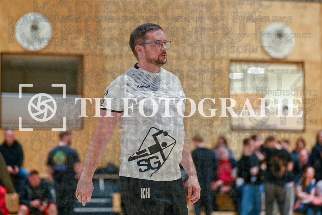 GER, SG Maulburg/Steinen - TuS Helmlingen, Frauen-Handball, Oberliga Suedbaden, 19. Spieltag, Saison 2024/2025, 23.03.2025 | Karsten Haas (SG Maulburg Steinen, Trainer)GER, SG Maulburg/Steinen - TuS Helmlingen, Frauen-Handball, Oberliga Suedbaden, 19. Spieltag, Saison 2024/2025, 23.03.2025Foto: TH Fotografie/Thomas Hess