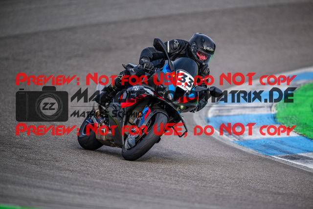 MaZZes_Fotomatrix_20240317_6007705_4938 | Fotograf Mathias Schmid
Sportfotograf,
Eventfotograf,
Hochzeitsfotograf,
Portraitfotograf