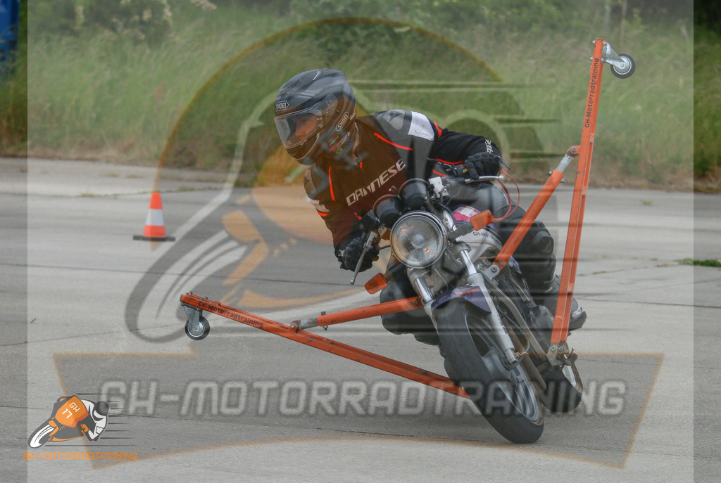 IMG_0113 | gh-motorradtraining-foto.de - Realisiert mit Pictrs.com