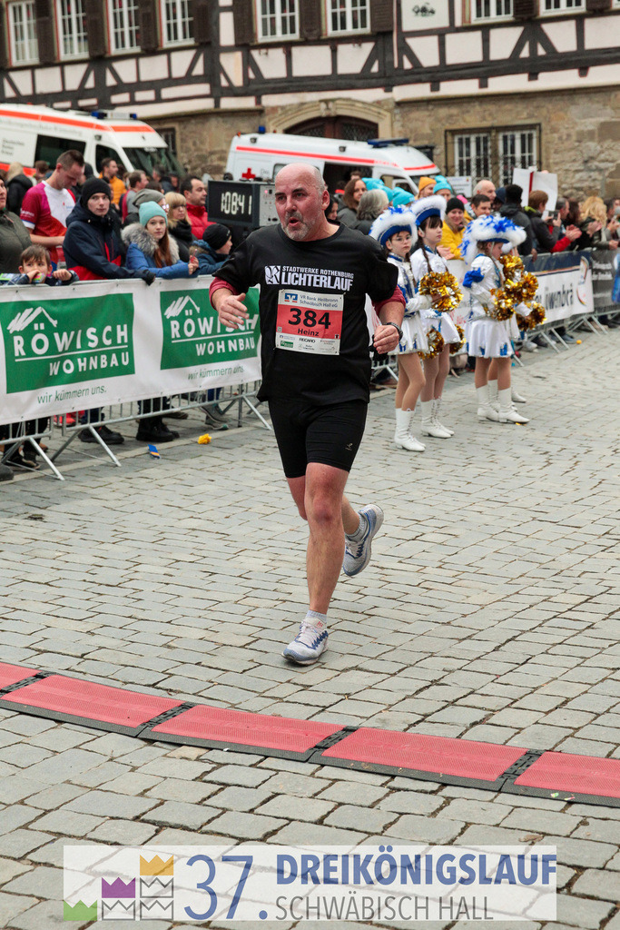 VR Bank Hauptlauf 10000m | 3 Koenigslauf 2023 - Realisiert mit Pictrs.com