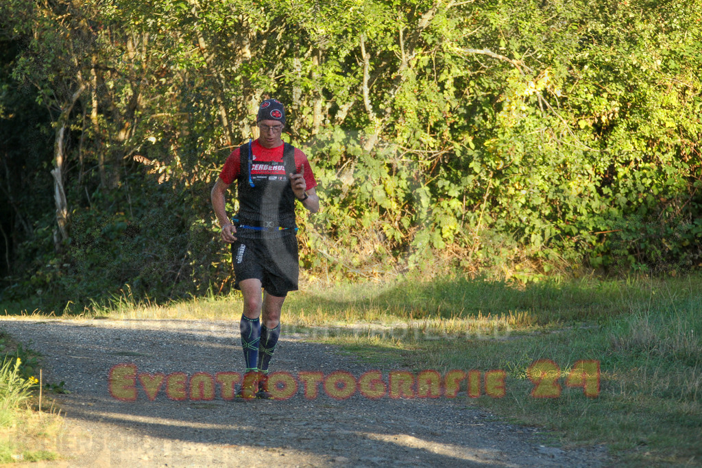 250830_1906_EV4_4928 | Sportfotografie im Rhein-Sieg Kreis, Köln, Bonn, NRW, Rheinland Pfalz, Hessen, etc. Unser Tätigkeitsfeld umfasst den Laufsport vom Volkslauf über den Marathon, Duathlon, Triathon bis zum Ultralauf wie Kölnpfad Ultra oder Schindertrail.