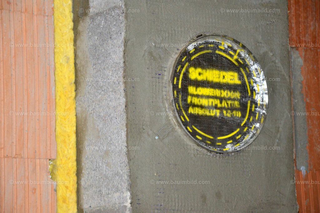 bib-lg08-schornstein-0081 | Nach LV-Leistungsgruppen sortierte Detailfotos über den Bau eines Hauses. Alle Hausbau-Bilder direkt vom Urheber und Autor der Website Haus-Selber-Bauen.com