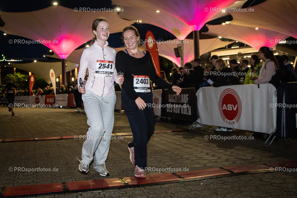23. ASV Nachtlauf; Koeln, 13.05.26 | Impressionen vom 23. ASV Nachtlauf am 13.05.26 am Tanzbrunnen in Koeln. Foto: BEAUTIFUL SPORTS/Axel Kohring