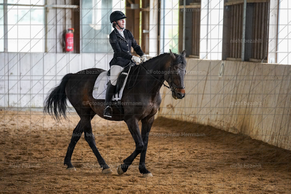20230518-FAH04705 | Frühjahrsturnier, Landsberg am Lech, 2023, Reitclub Landsberg, Turnierbilder, Fotos Turnier Landsberg, Fotoagentur Herrmann, Turnierfotografen Bayern, Reitsport Fotograf, Pferde Fotograf