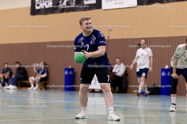 Handball I Herren I Saison 2025-2026 I SHSE Manfred-Frank-Pokal I Viertelfinale I HSG Kalkberg 06 II - HSG Kalkberg 06 072 | Jannick Swoboda (7, HSG Kalkberg 06) - Realisiert mit Pictrs.com