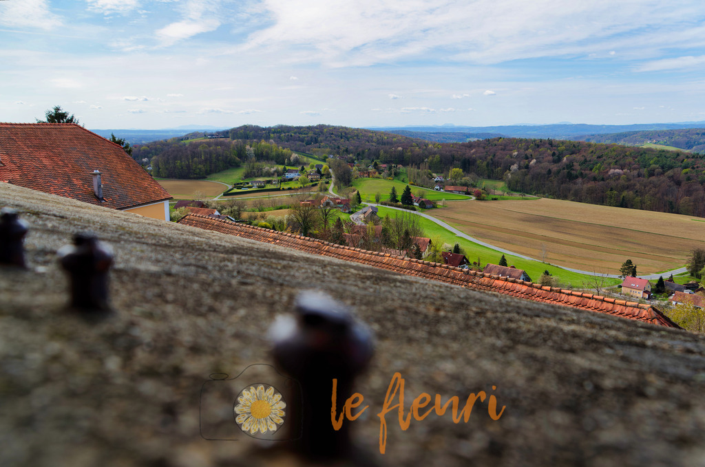 Blick über das steirische Vulkanland | Dies ist der Shop von Florian Blum - le fleuri. Langenthal, Bern, SchweizSie können hier meine oder ihre eigenen Fotos als Fotoprodukte kaufen. Tassen, Schlüsselanhänger, Taschen etc. können Sie hier gestalten.  - Realisiert mit Pictrs.com