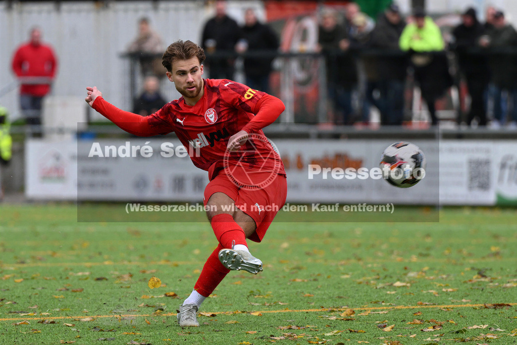 FC Kilia Kiel vs SC Rapid Lübeck | Luca Senger (Kilia #21) / Fußball-Oberliga Männer 2026/2027 / FC Kilia Kiel vs SC Rapid Lübeck / Kilia Sportplatz / Kiel / 24.10.26 - Realisiert mit Pictrs.com