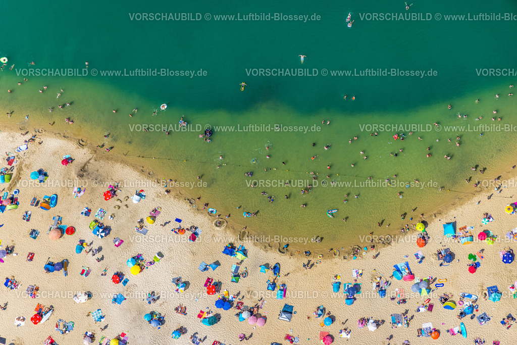 Haltern220800268 | Luftbild Badende im Silbersee Haltern bei Sythen, Ansturm auf das türkisfarbene Wasser bei über 30 Grad,  Lehmbraken, Haltern am See, Ruhrgebiet, Nordrhein-Westfalen, Deutschland
