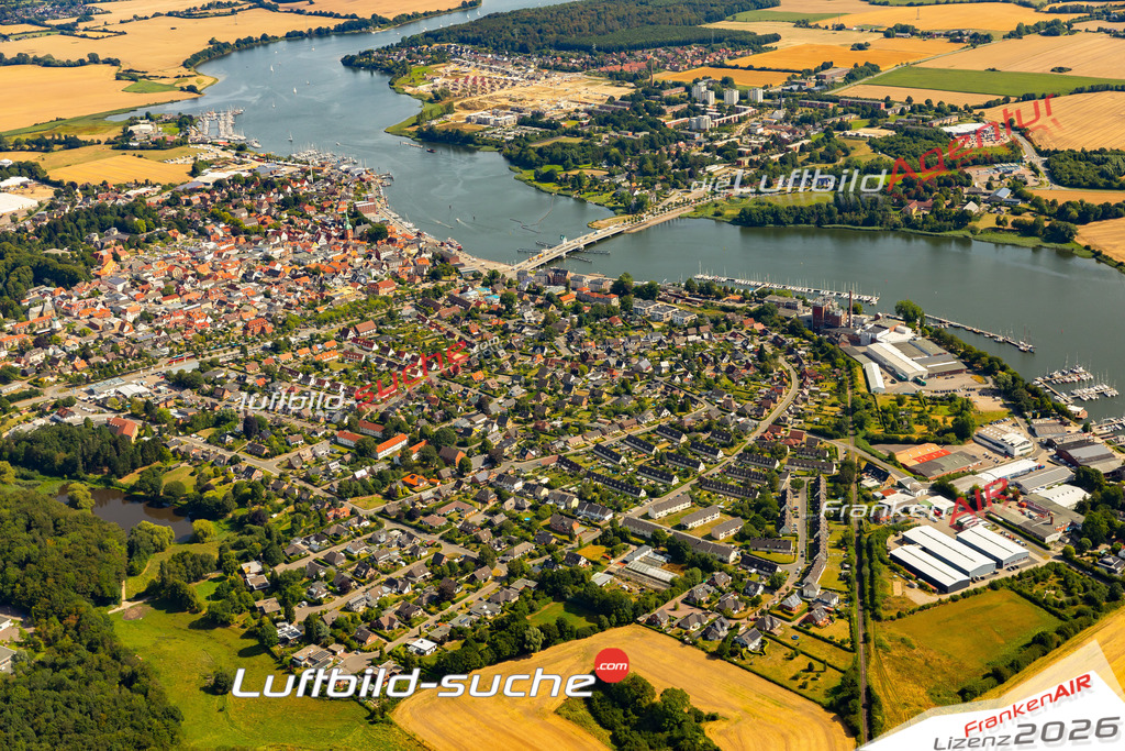 Das Luftbild der Stadt Kappeln wurde 2022 vom Flugzeug heraus erstellt (keine Drohnen-Aufnahmen) Aufnahmehöhe ca.450 Meter- hohe Bildauflösung und Druck-Qualität. Garantiert!