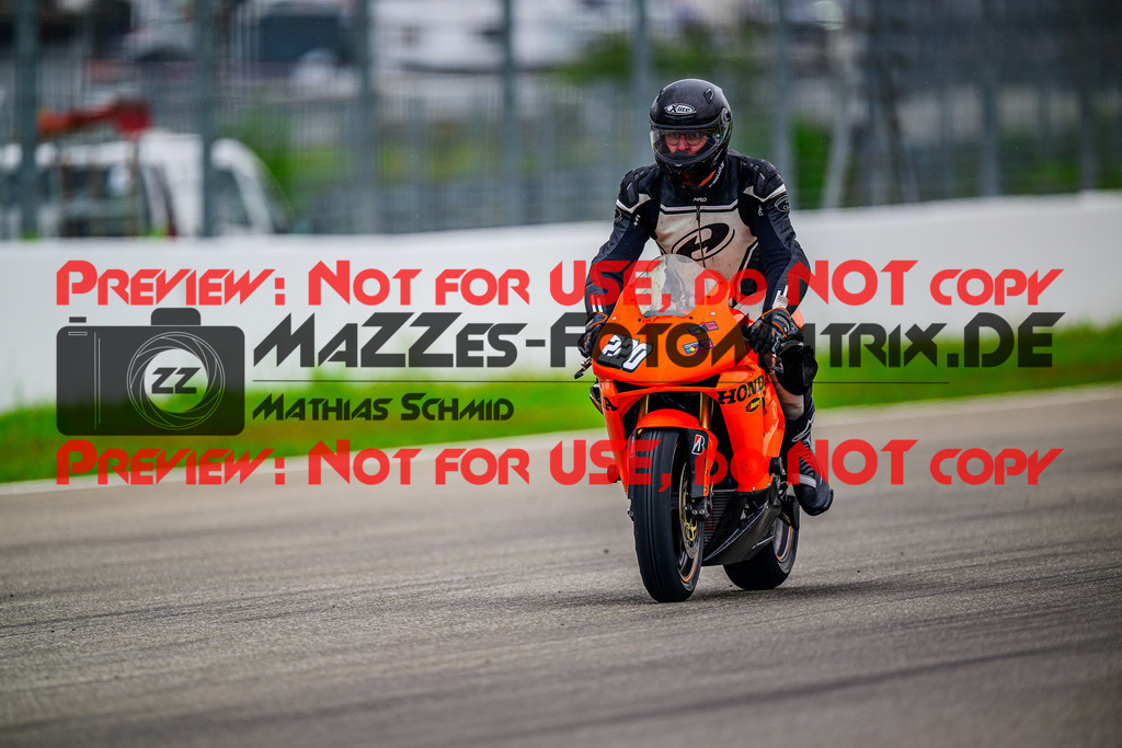 MaZZes_FotoMatrix_240702_6007705_3720 | SSP