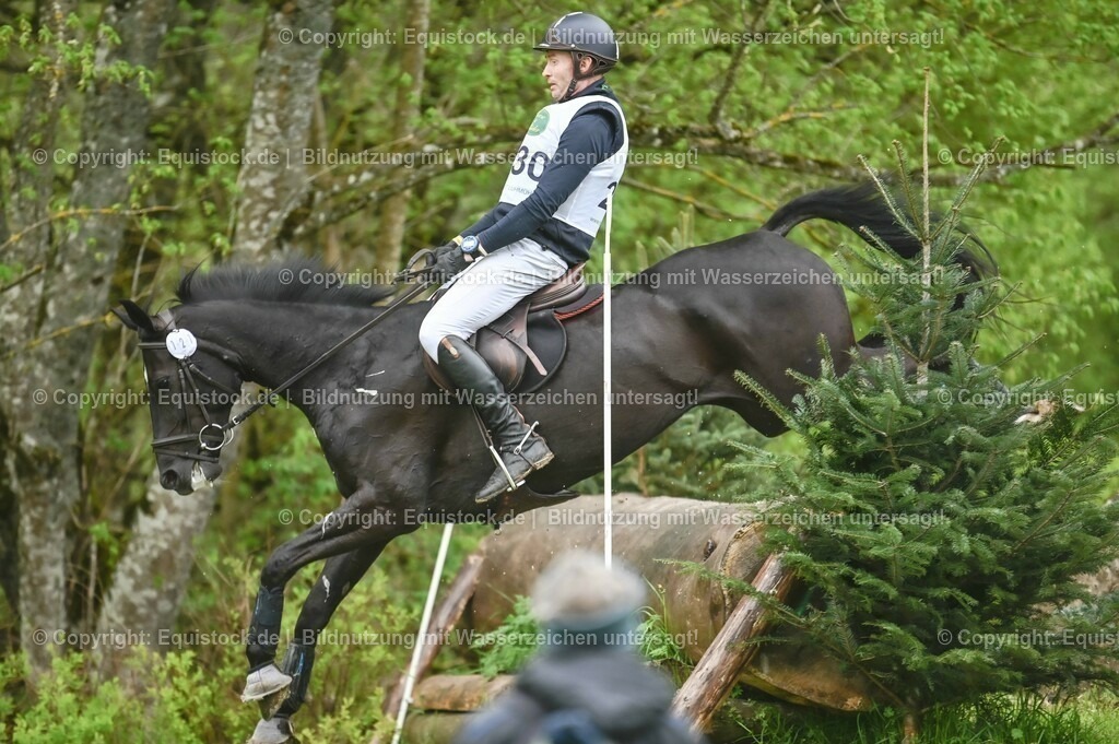 20230513_CCI2_Section2_Gelände_0481 | equistock