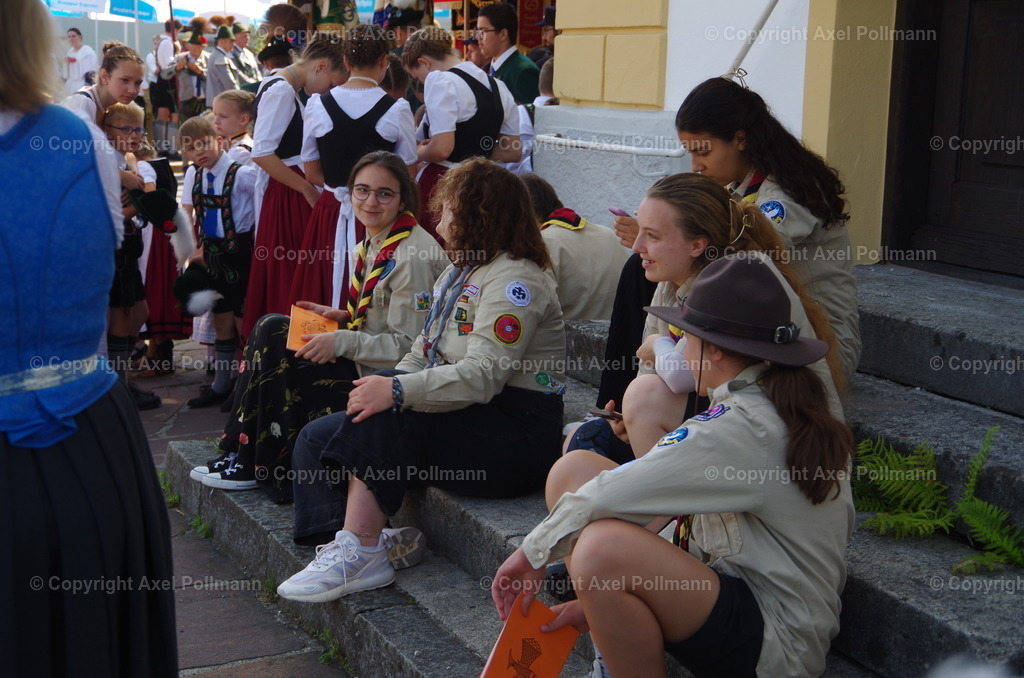 IMGP3908 | fotografiert von Axel PollmannLeonhardi Wallfahrt Benediktbeuern und Murnau, Fronleichnam, Fasching, Landschaft im Loisachtal und Benediktbeuern  - Realisiert mit Pictrs.com