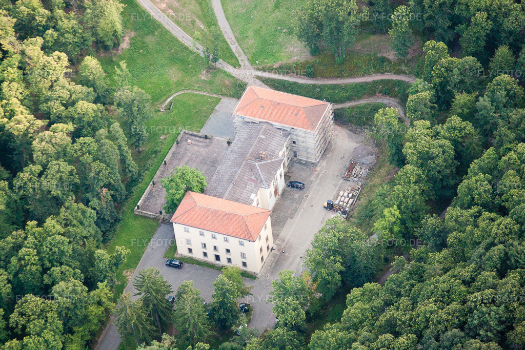 Luftbild: Schloss Villa Ludwigshöhe in Edenkoben im Bundesland Rheinland-Pfalz in Deutschland. Foto: IMG_33079.jpg vom 04.09.2010 durch Werner Riehm/FLY-FOTO.de