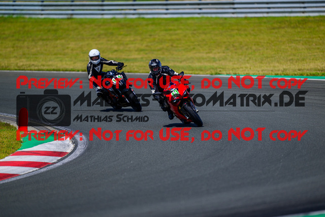 MaZZes_FotoMatrix_240725_6007705_6438 | GRUEN