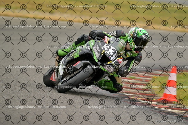 25bt05-0171 | markuskiefer.com - Realisiert mit Pictrs.com