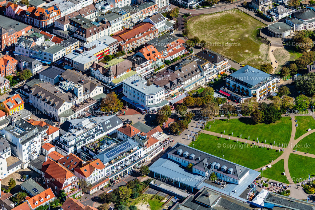 Norderney_Bülowallee_Inselhotel_König_ELS_7060050923 | NORDERNEY 05.09.2023 Hotelanlage " Insel Hotel König " in der Bülowallee auf Norderney im Bundesland Niedersachsen, Deutschland. // Hotel complex "Insel Hotel Koenig" in Buelowallee on Norderney in the state Lower Saxony, Germany. Foto: Martin Elsen