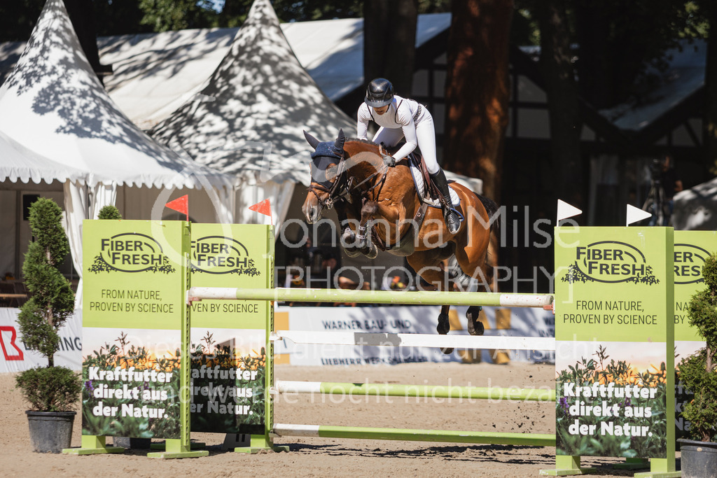 230908_OWLCh_MediumTour-138 | Deine schönsten Turniermomente als professionelle Fotos! Entdecke hochwertige Pferdesport-Fotografie im Online-Shop. Jetzt Fotos finden & bestellen!