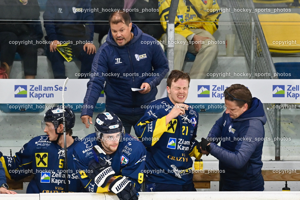 EK Zeller Eisbären vs. HDD Jesenice 1.10.2022 | Assistentcoach Zeller Eisbären Jaako NISKAVAARA, #21 Akerman Jesper, Physiotherapeut Zeller Eisbären Gerald HUBER