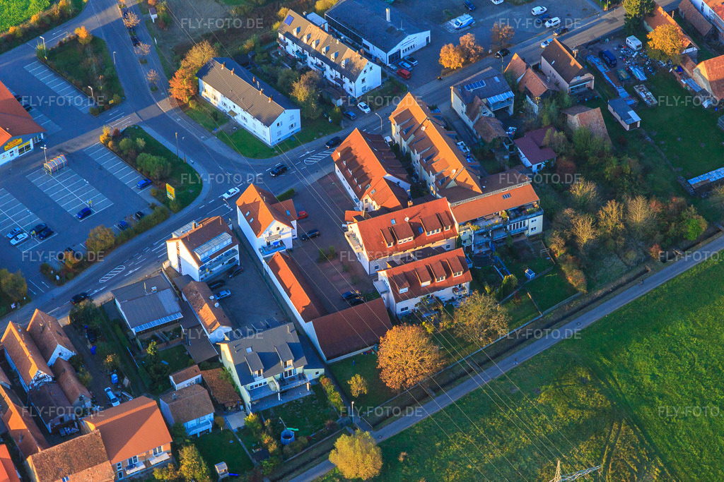 Luftbild: Arbeitsamt/Agentur für Arbeit Kandel und Uwes Bistro in Kandel im Bundesland Rheinland-Pfalz in Deutschland. Foto: IMG_095832.jpg vom 30.10.2016 durch Werner Riehm/FLY-FOTO.deWWW.ARBEITSAGENTUR.DE