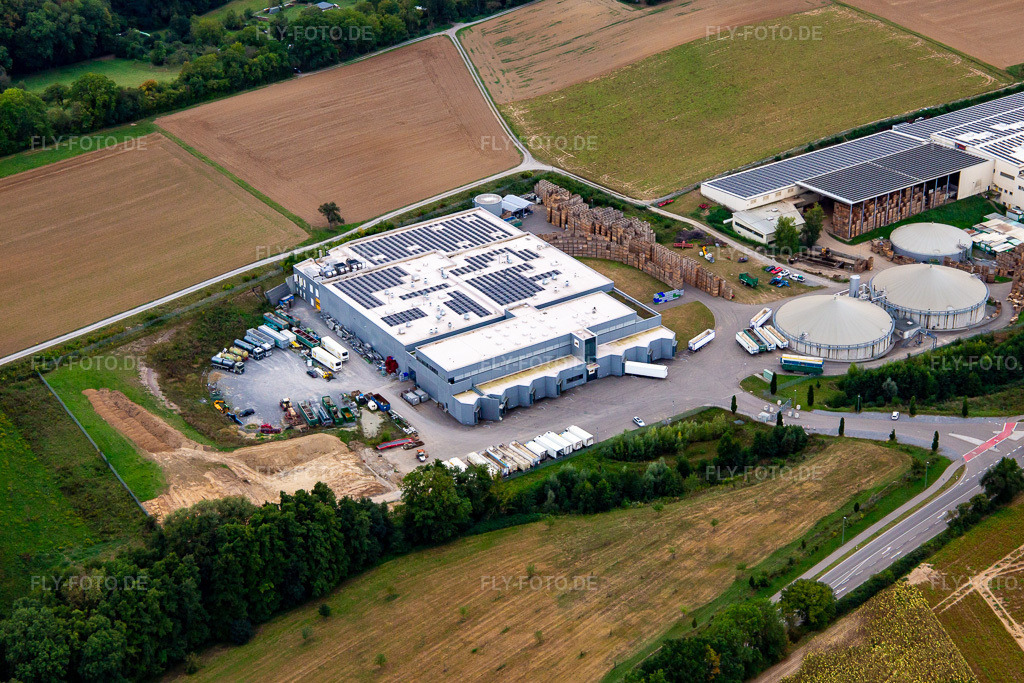 Luftbild: Wild GMBH in Eppingen im Bundesland Baden-Württemberg in Deutschland. – Foto: IMG_138679.jpg vom 16.09.2023 durch Werner Riehm/FLY-FOTO.de – Auflösung des Originals: 5360 x 3573 px – Wild GmbH| Weil's besser schmeckt