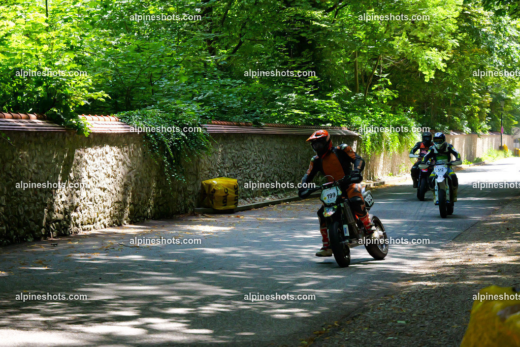 P1036740 | Erleben Sie atemberaubende, hochqualitative Fotos Ihrer Fahrt entlang der malerischen Alpenstraßen. Besuchen Sie alpineshots.com, um professionelle Aufnahmen Ihrer unvergesslichen Reise zu finden und zu kaufen - Realisiert mit Pictrs.com