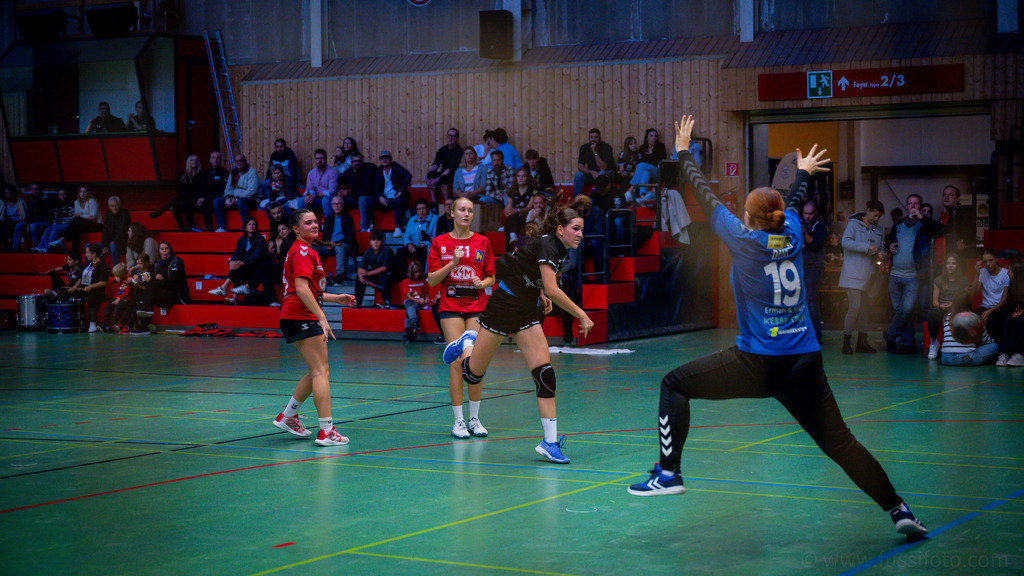 2024-09-28-ssv-st.pölten-U18-233 | "Fussifoto.com – Ihr Ansprechpartner für hochwertige Fotografie! Entdecken Sie kreative Bilder und professionelle Dienstleistungen. Kontaktieren Sie uns für Ihre Projekte!"